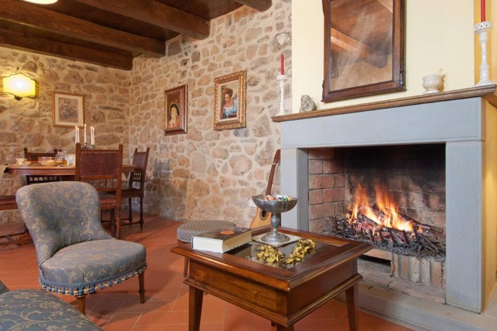Villa Liz Tuscany, Private Pool, Hot Tub, Property Fenced, Pets Allowed Poppi Extérieur photo