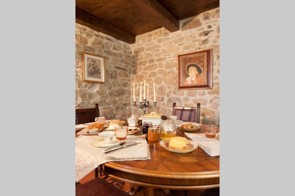 Villa Liz Tuscany, Private Pool, Hot Tub, Property Fenced, Pets Allowed Poppi Extérieur photo