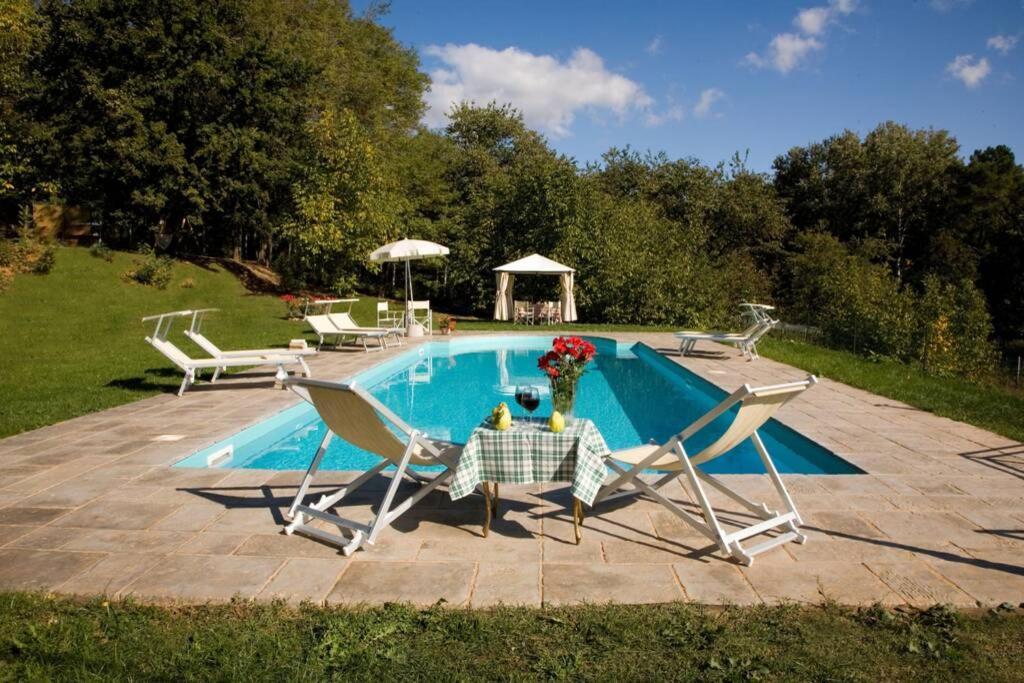 Villa Liz Tuscany, Private Pool, Hot Tub, Property Fenced, Pets Allowed Poppi Extérieur photo